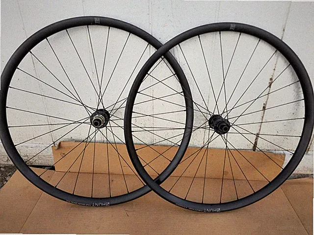 2025 Hunt Four Seasons V2 700c Gravel Wheelset - XDR